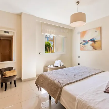 Awesome In With Kitchen Apartment